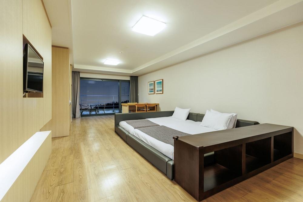Luceville Seogwipo